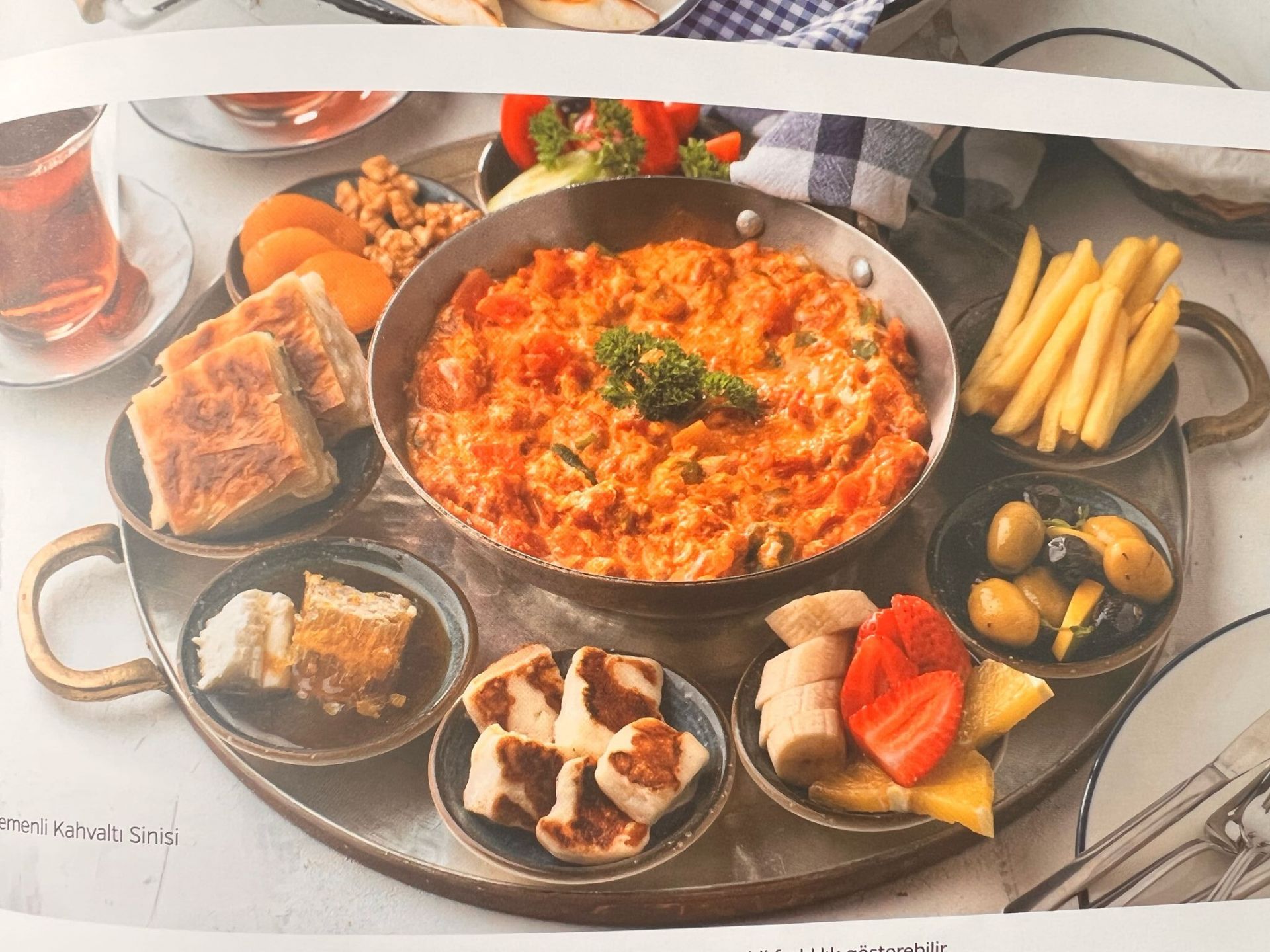 Menemenli Kahvaltı Sinisi 